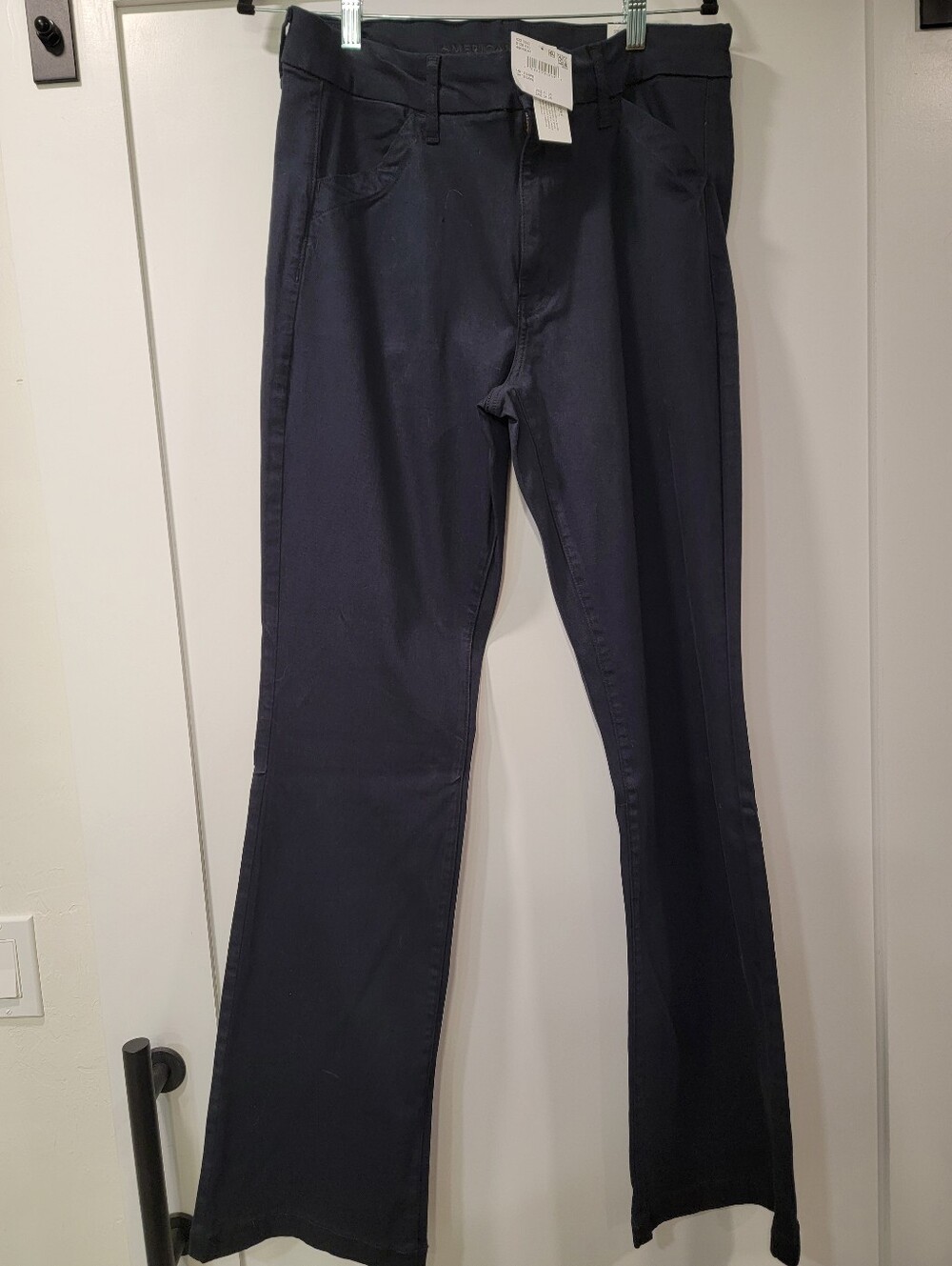 NWT AE Stretch Low-Rise Kick Bootcut Khaki Pant in Navy 12 Long